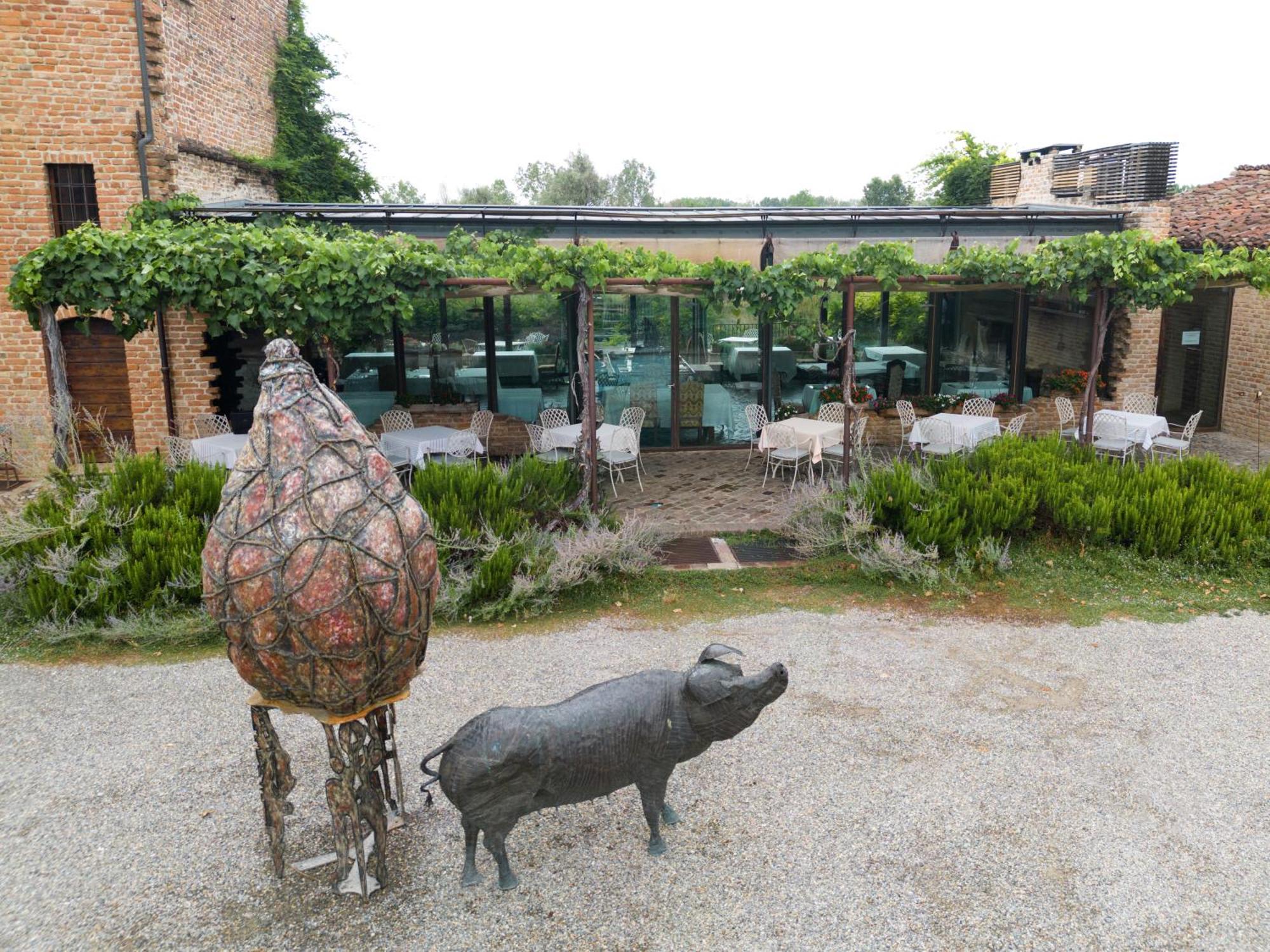 Antica Corte Pallavicina Relais Polesine Parmense Exterior photo